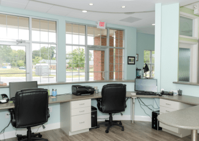 The front desk at East Coast Endodontics is ready to welcome new patients for root canal treatment.
