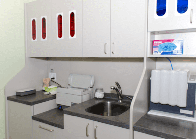 East Coast Endodontics features clean and organized medical facilities.